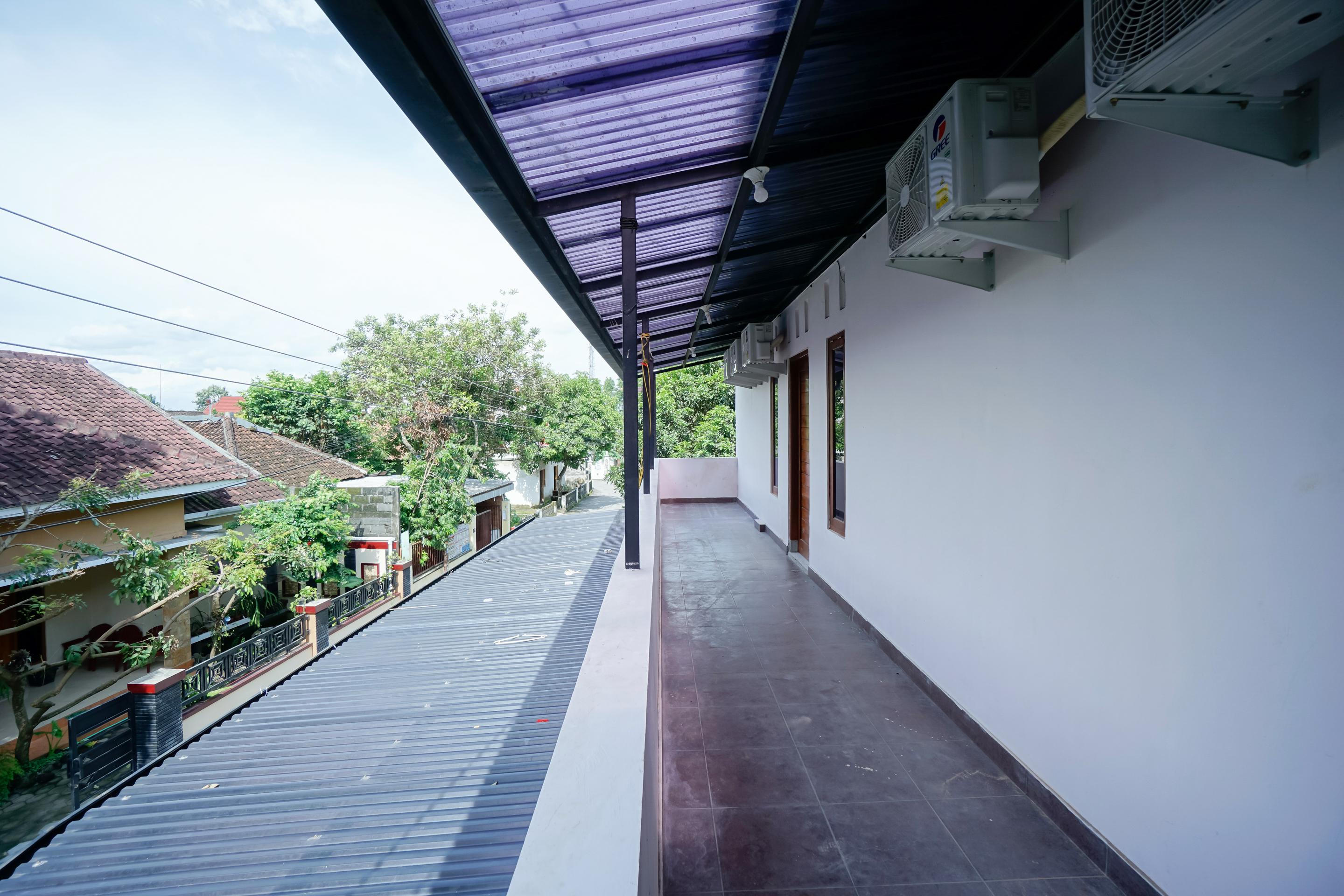 Reddoorz Syariah At Falisha Umy Ngabean Εξωτερικό φωτογραφία