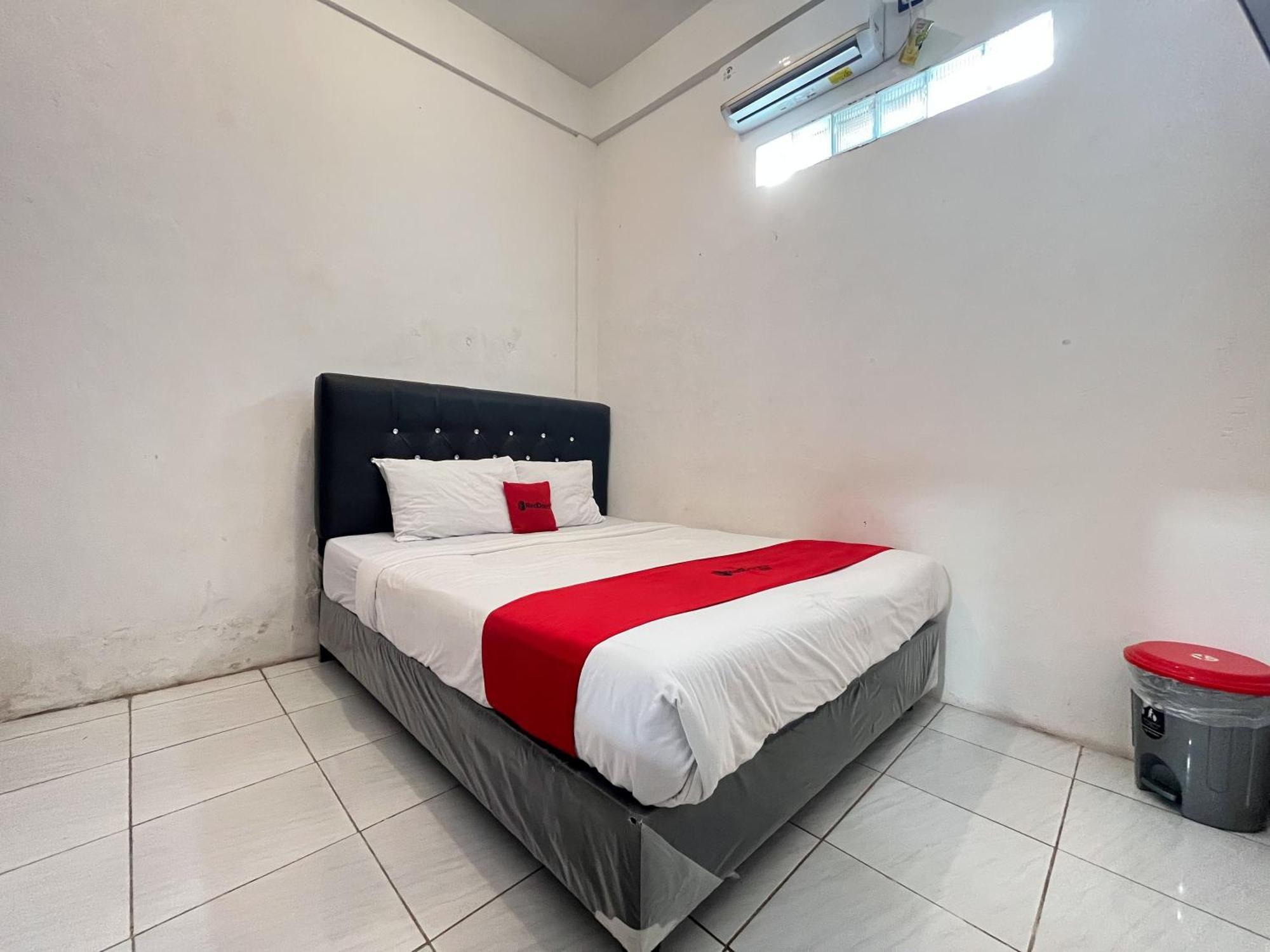 Reddoorz Syariah At Falisha Umy Ngabean Εξωτερικό φωτογραφία